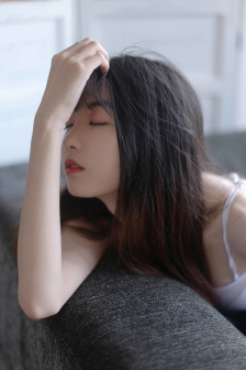 漂亮人妻裸睡被公侵犯